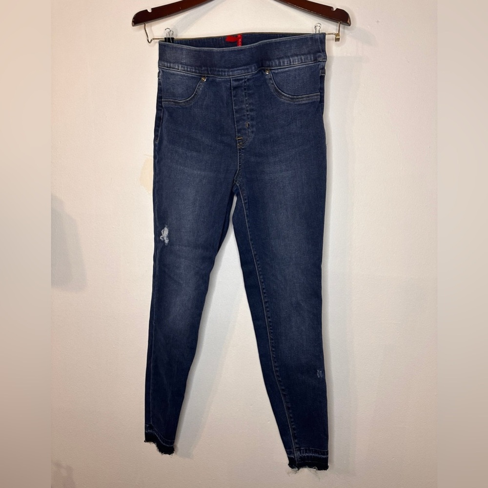 SPANX High Rise Blue Jeans with Stretch and Distressed Detailing